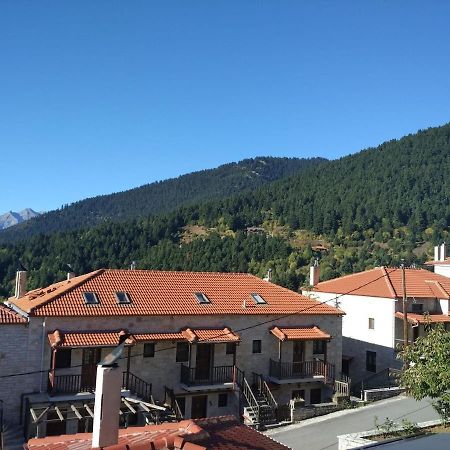 Willa La Casa Di Pietra Karpenísion Zewnętrze zdjęcie