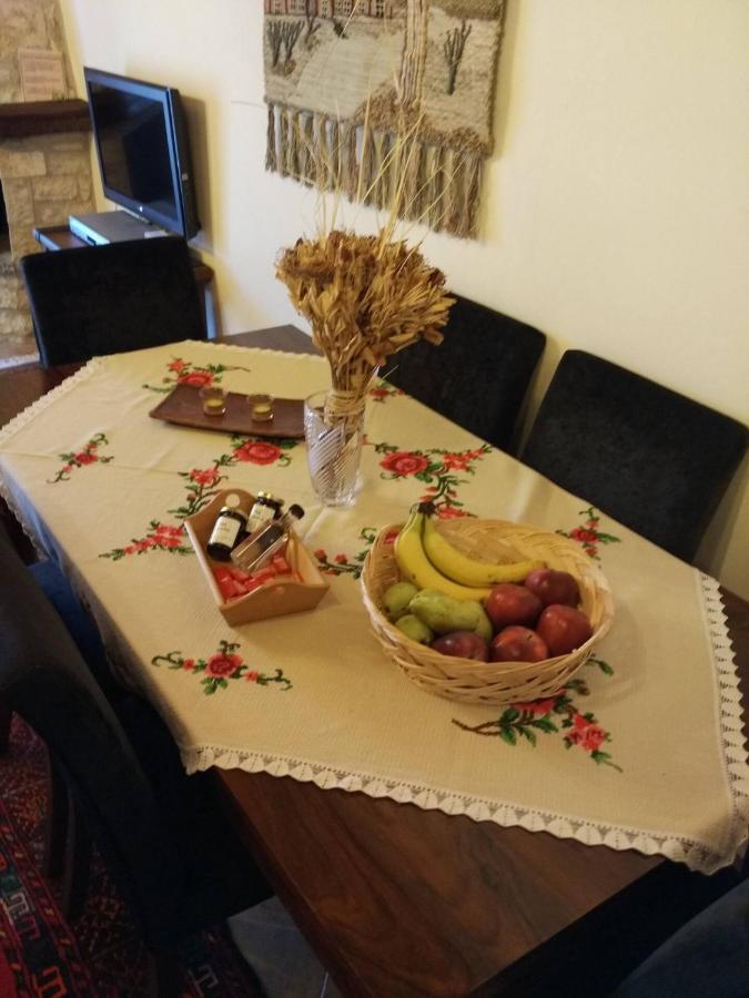 Willa La Casa Di Pietra Karpenísion Zewnętrze zdjęcie